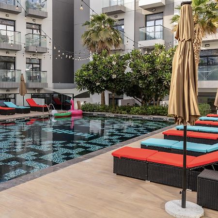 Aparthotel Izzzi Life Mint à Dubaï Extérieur photo