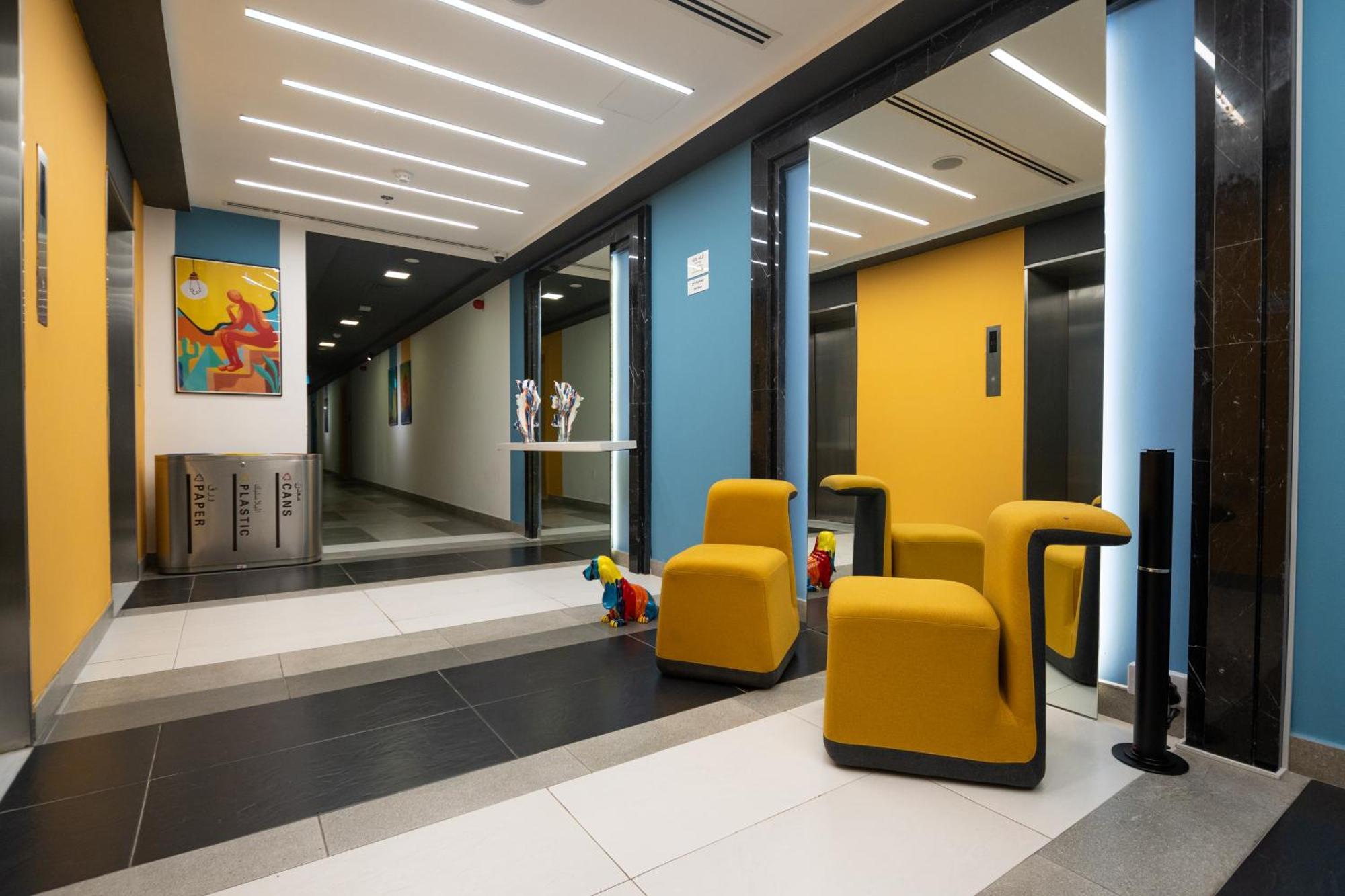 Aparthotel Izzzi Life Mint à Dubaï Extérieur photo