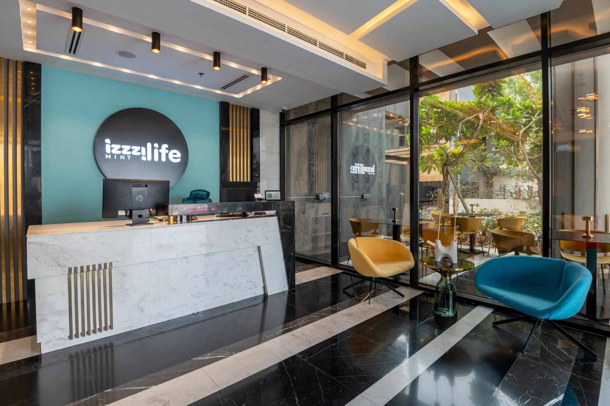 Aparthotel Izzzi Life Mint à Dubaï Extérieur photo