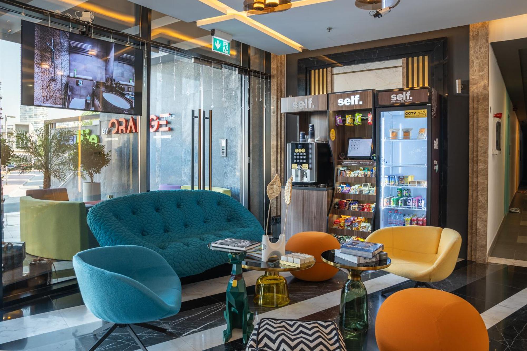 Aparthotel Izzzi Life Mint à Dubaï Extérieur photo