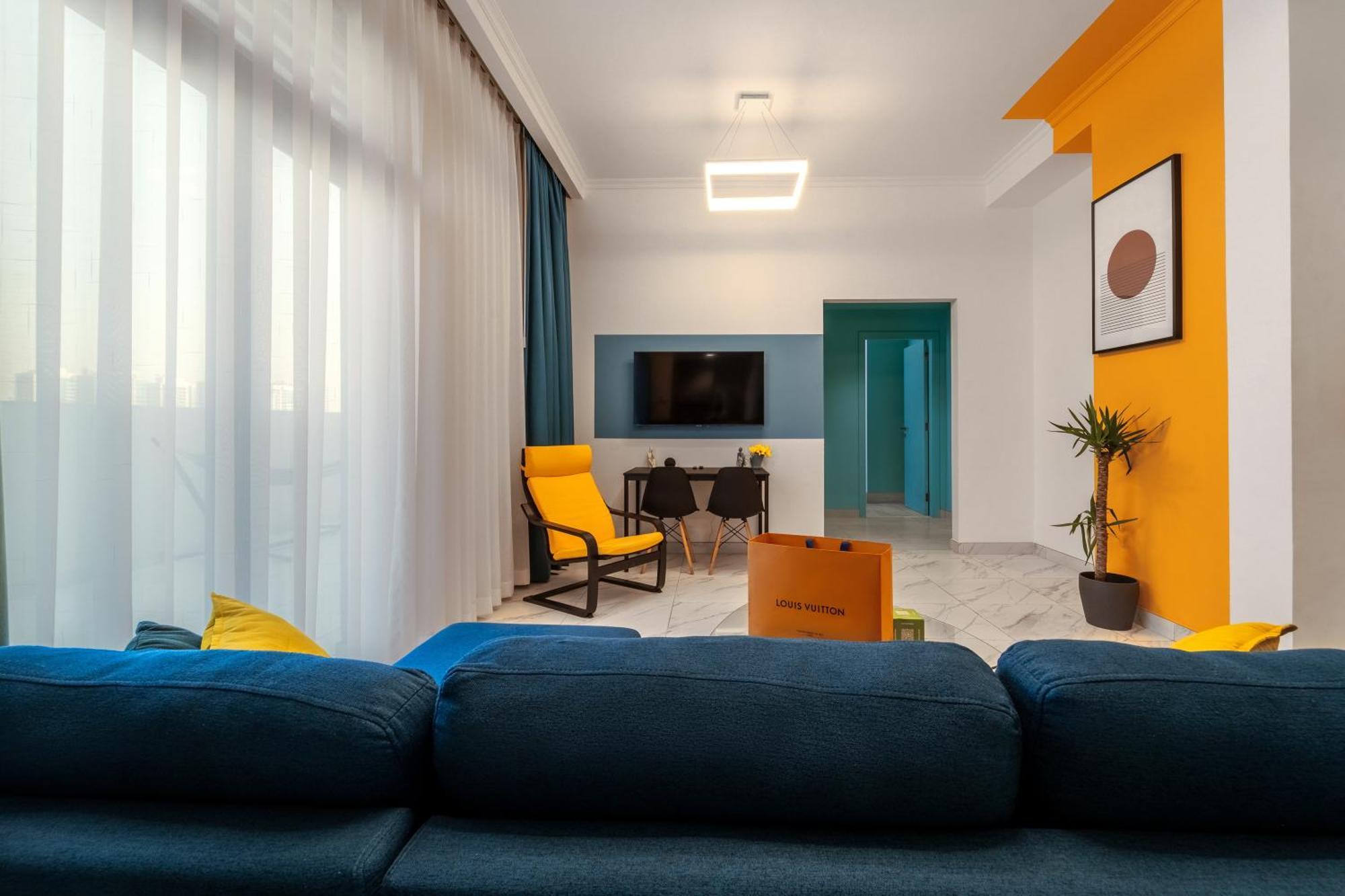 Aparthotel Izzzi Life Mint à Dubaï Extérieur photo