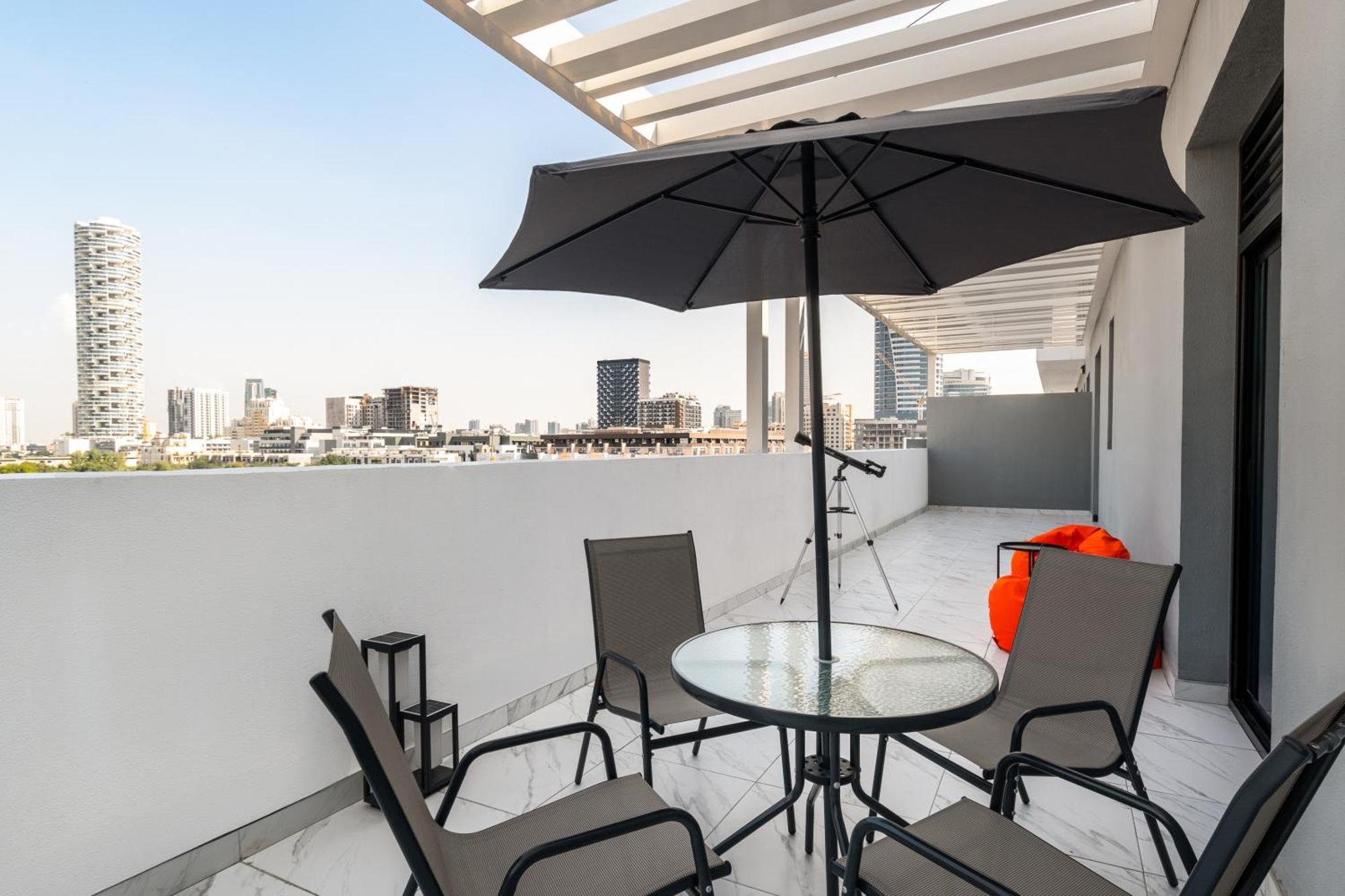 Aparthotel Izzzi Life Mint à Dubaï Extérieur photo