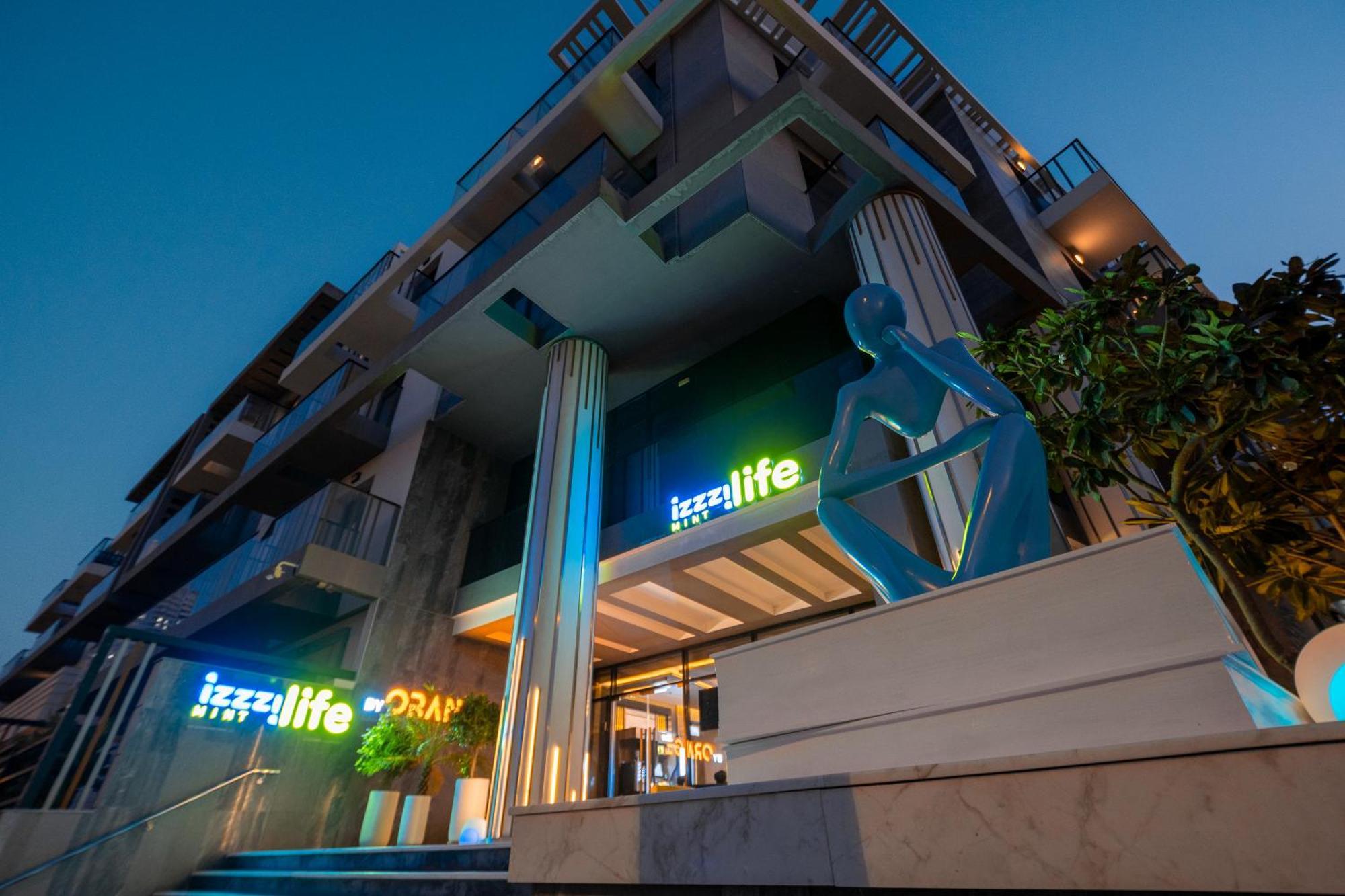 Aparthotel Izzzi Life Mint à Dubaï Extérieur photo