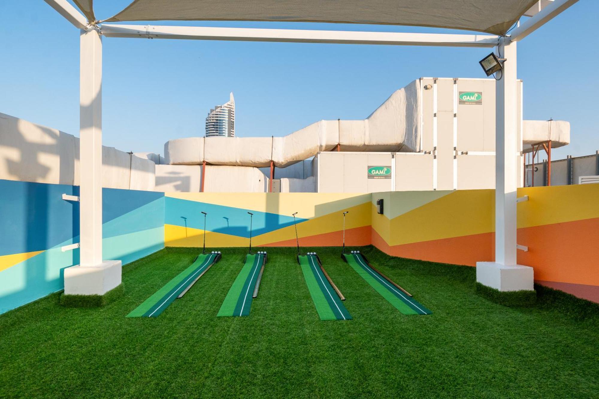 Aparthotel Izzzi Life Mint à Dubaï Extérieur photo